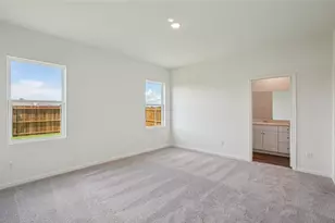 31035 Gayle Prairie Oaks St, Waller, TX 77484 - Photo 4