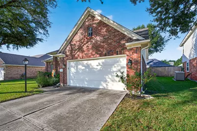 8131 Fox Street, Baytown, TX 77523 - Photo 44