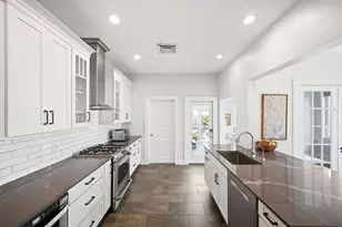 4509 Sherman Blvd, Galveston, TX 77551 - Photo 12