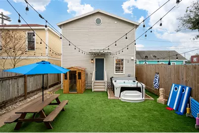 1021 Sealy Street, Galveston, TX 77550 - Photo 24