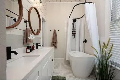 1021 Sealy Street, Galveston, TX 77550 - Photo 20