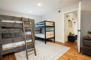 1021 Sealy St, Galveston, TX 77550 - Photo 22