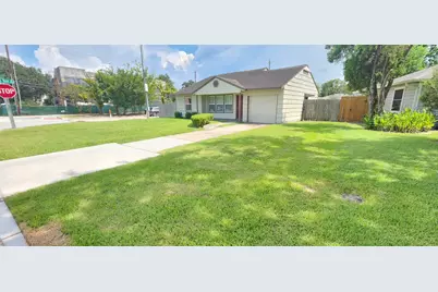 5501 Huisache Street, Houston, TX 77081 - Photo 2