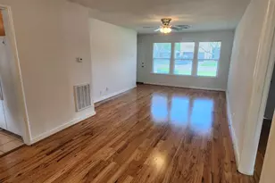 5501 Huisache St, Houston, TX 77081 - Photo 10