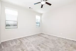 1632 Summer City Dr, Houston, TX 77047 - Photo 10