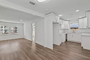 7009 Oleander Dr, Hitchcock, TX 77563 - Photo 10