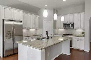 27515 Chris Ridge Ct, Spring, TX 77386 - Photo 8
