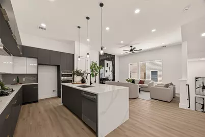 1105 Wilson St, Houston, TX 77019 - Photo 8