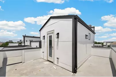 1105 Wilson St, Houston, TX 77019 - Photo 32