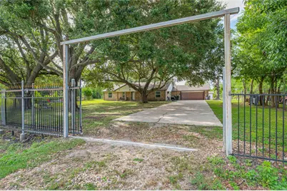 11601 28th Street, Santa Fe, TX 77510 - Photo 6