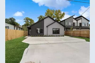 8116 Double Avenue #A/B, Houston, TX 77088 - Photo 1