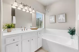 12138 Ivy Dr, Conroe, TX 77303 - Photo 18