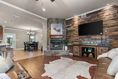 12138 Ivy Drive, Conroe, TX 77303 - Photo 8