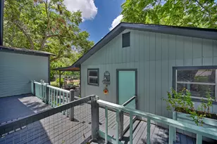 411 Bohlmann Ave, Schulenburg, TX 78956 - Photo 8