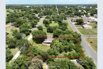 411 Bohlmann Avenue, Schulenburg, TX 78956 - Photo 40
