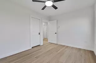701 39th St, Galveston, TX 77550 - Photo 24