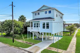 701 39th St, Galveston, TX 77550 - Photo 1