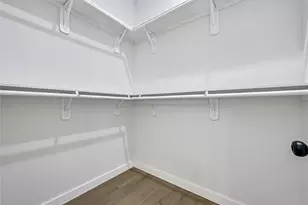 701 39th St, Galveston, TX 77550 - Photo 22