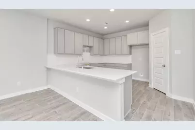 14715 Freestone Plum Ct, Houston, TX 77049 - Photo 8