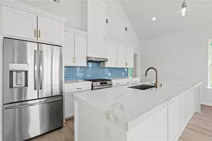 1111 62nd St, Galveston, TX 77551 - Photo 12