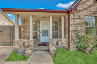 5731 Lycomb Drive, Houston, TX 77053 - Photo 4