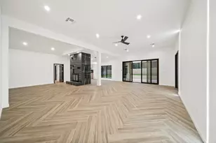 2438 Carriage Lamp Ln, Conroe, TX 77384 - Photo 16