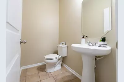 9408 Savannah Holly Drive, Houston, TX 77075 - Photo 10
