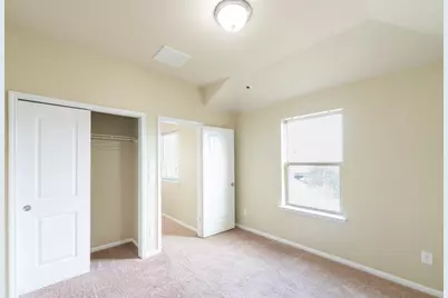 9408 Savannah Holly Drive, Houston, TX 77075 - Photo 22