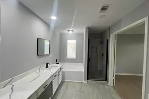 515 Caplin St, Houston, TX 77022 - Photo 12
