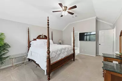 205 Oak Creek Circle, League City, TX 77573 - Photo 14