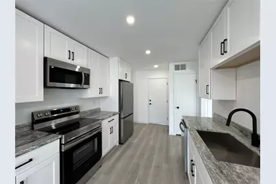 16160 Seahorse Drive, Houston, TX 77062 - Photo 16