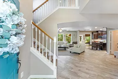 50 N Hollylaurel Circle, The Woodlands, TX 77382 - Photo 4