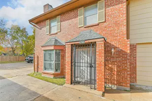 9217 Carousel Ln, Houston, TX 77080 - Photo 6