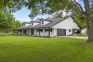 3320 Lottie Ln, Rosenberg, TX 77471 - Photo 2