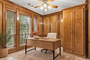 2106 Mountain Lake Dr, Kingwood, TX 77345 - Photo 6