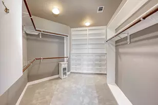 1221 Wynden Ct, Houston, TX 77056 - Photo 22
