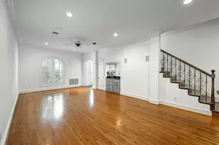 1221 Wynden Ct, Houston, TX 77056 - Photo 16