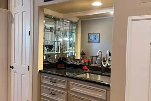 1221 Wynden Ct, Houston, TX 77056 - Photo 12