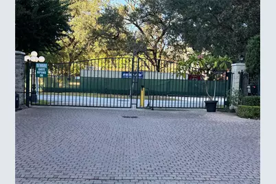 1221 Wynden Court, Houston, TX 77056 - Photo 44