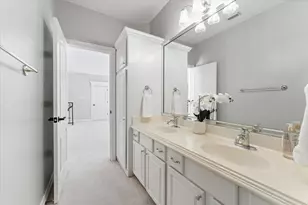 911 Sandy Beach Dr, Conroe, TX 77304 - Photo 32
