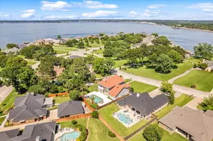911 Sandy Beach Dr, Conroe, TX 77304 - Photo 44