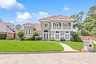 911 Sandy Beach Dr, Conroe, TX 77304 - Photo 4
