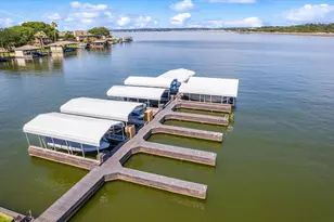 911 Sandy Beach Dr, Conroe, TX 77304 - Photo 46