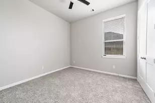 5007 Country Meadows Trail Trail, Rosharon, TX 77583 - Photo 16