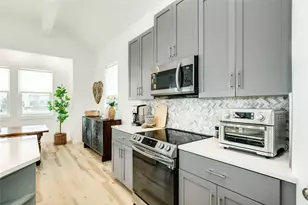 13930 Pirates Beach Blvd, Galveston, TX 77554 - Photo 6