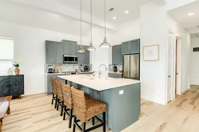 13930 Pirates Beach Boulevard, Galveston, TX 77554 - Photo 4