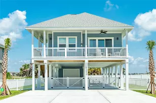 13930 Pirates Beach Blvd, Galveston, TX 77554 - Photo 26