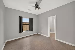 6016 Truro St, Houston, TX 77007 - Photo 34