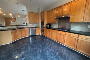 6016 Truro St, Houston, TX 77007 - Photo 10