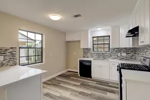 2606 Hillshire Dr, Deer Park, TX 77536 - Photo 6